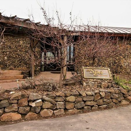 Columbia River Gorge Retreat At Cave B Ridge Quincy Exterior foto